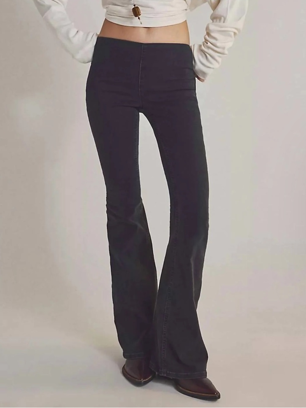 We The Free Penny Pull-On Flare Jeans Women’s 27 Black High Rise Stretch